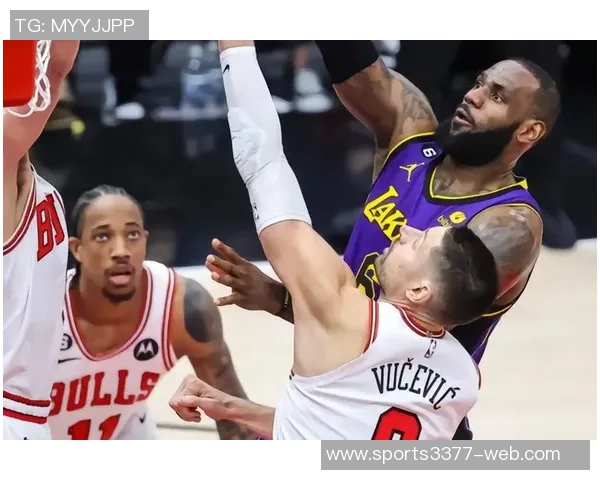 湖人缺少东詹却被里夫斯打爆德罗赞拉文表现为何不敌对手