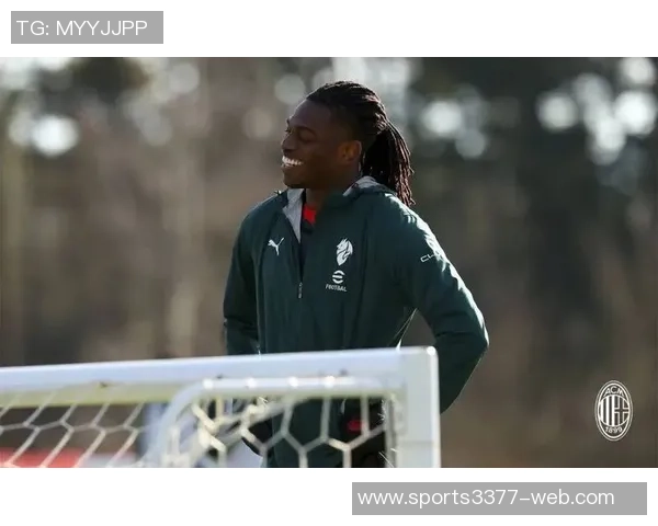 莱奥替补表现失常两度错失良机遭球迷怒斥 莱奥替补表现失常两度错失良机遭球迷怒斥