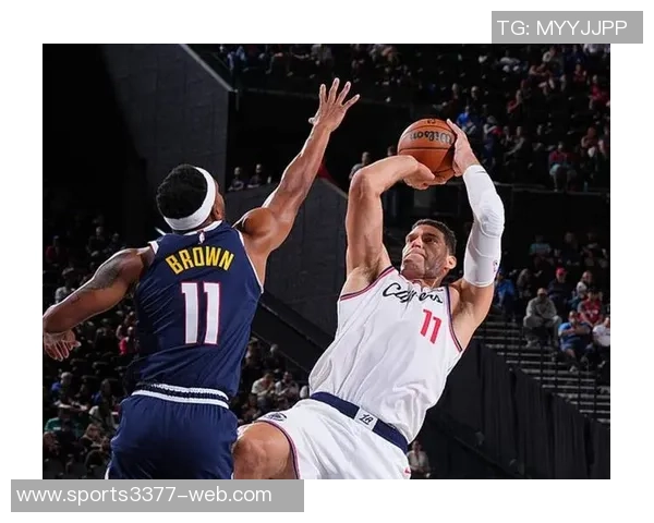 马刺在泥淖中逆转火箭约基奇的三双成泡影不再重要 马刺在泥淖中逆转火箭约基奇的三双成泡影不再重要